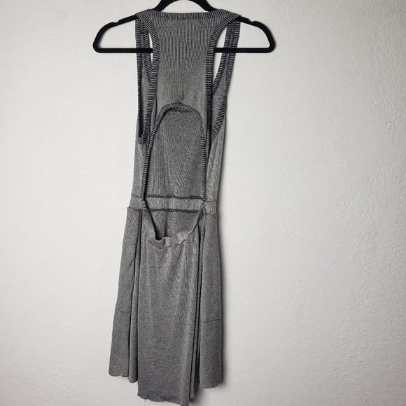 FP BEACH flowy open back stripped sleevless dress - Picture 3 of 9